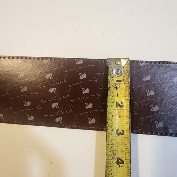 Gloria Vanderbilt Black Leather Belt with Silver Buckle - Picture 11 of 12